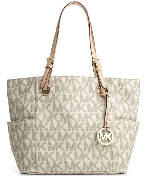 michael kors purses at macy's|Macy's carteras Michael Kors.